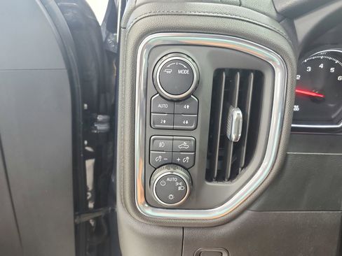 Used 2022 Chevrolet Silverado 1500 LT Trail Boss w/ Convenience Package II AWD/4WD image 24