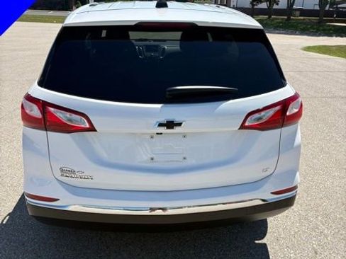 Used 2019 Chevrolet Equinox LT w/ Driver Convenience Package FWD image 5