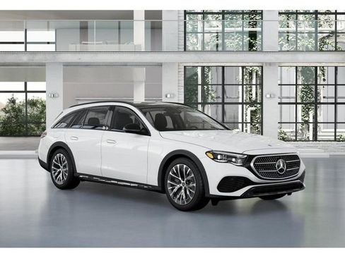 New 2025 Mercedes-Benz E 450 4MATIC All-Terrain Wagon image 11