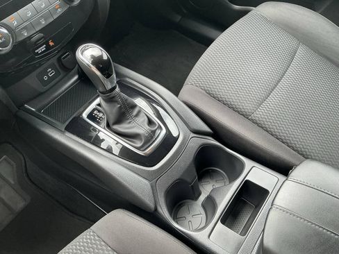 Used 2020 Nissan Rogue Sport S AWD/4WD image 21
