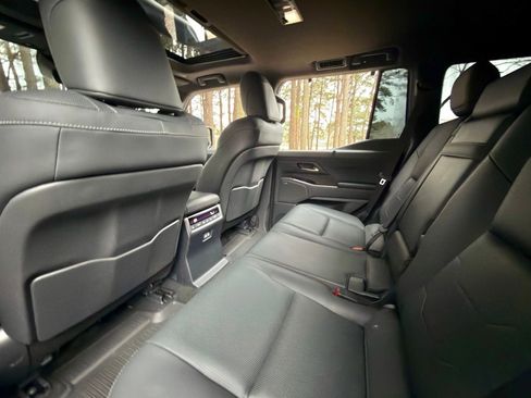 Used 2024 Lexus GX 550 image 15