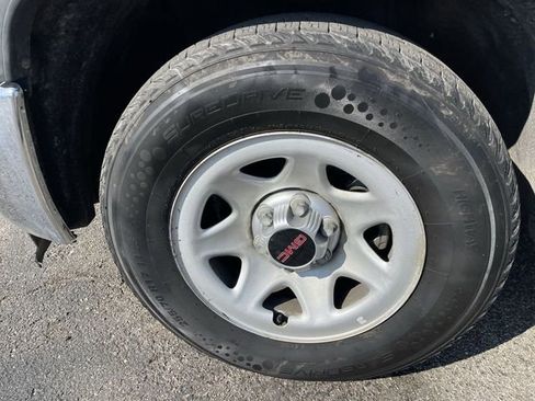 Used 2016 GMC Sierra 1500 2WD Regular Cab image 10