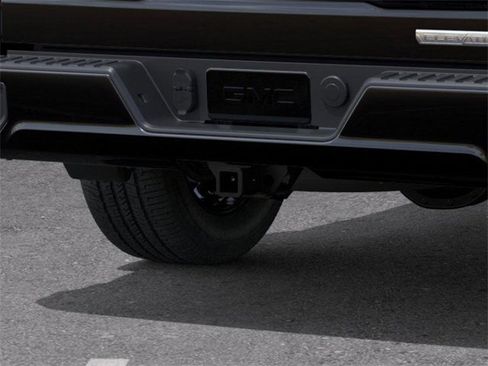New 2026 GMC Sierra 1500 Elevation image 14