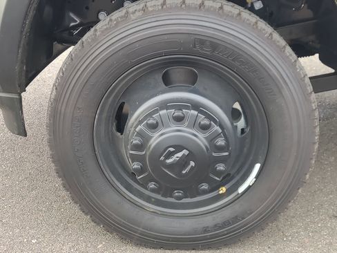 New 2025 RAM 5500 Tradesman image 16