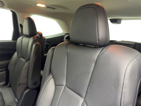 Used 2024 Subaru Ascent Touring image 35