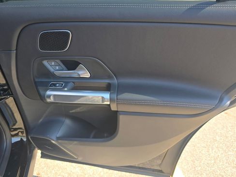 New 2026 Mercedes-Benz GLB 250 4MATIC image 22