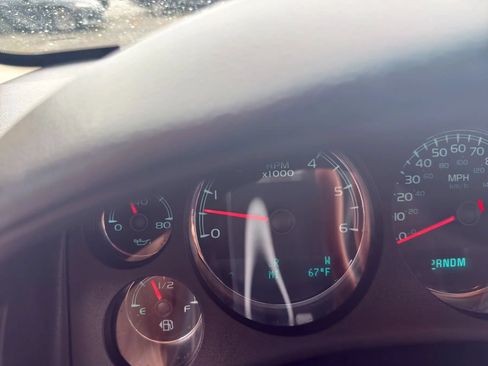 Used 2014 GMC Yukon XL SLT AWD/4WD image 13