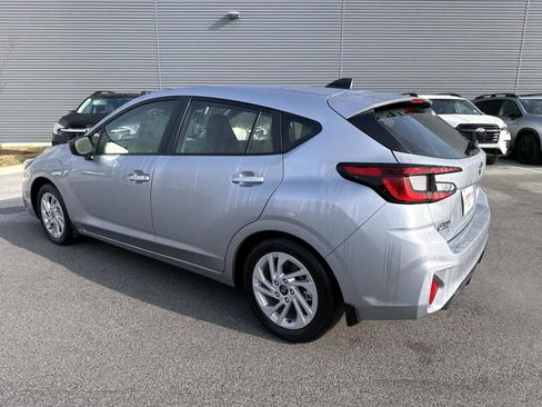 Certified 2025 Subaru Impreza 2.0i image 6