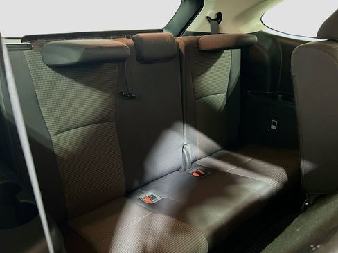 Used 2022 Toyota Highlander L FWD image 23