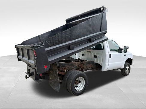Used 2003 Ford F350 XL AWD/4WD image 11