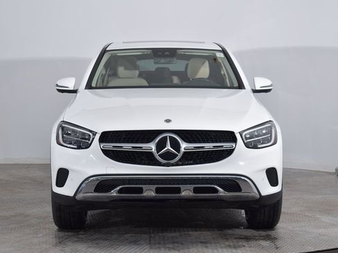 Used 2023 Mercedes-Benz GLC 300 4MATIC Coupe image 10