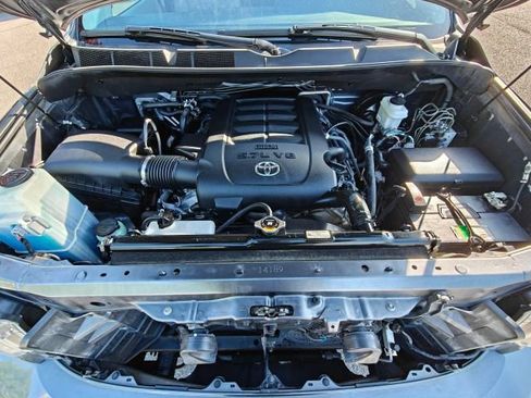 Used 2014 Toyota Sequoia Limited AWD/4WD image 61