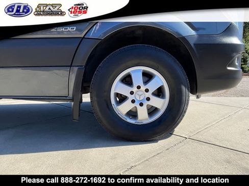 Used 2016 Mercedes-Benz Sprinter 2500 image 9