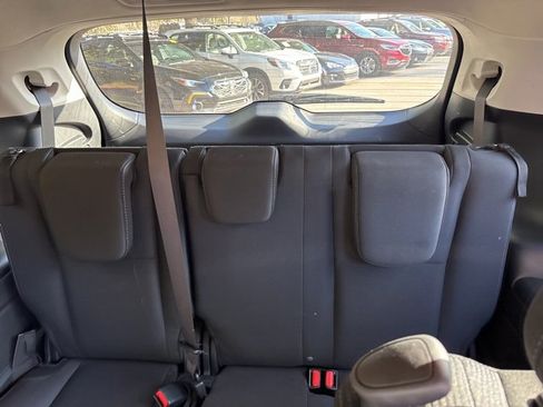 Certified 2024 Subaru Ascent Premium w/ Convenience Package image 6