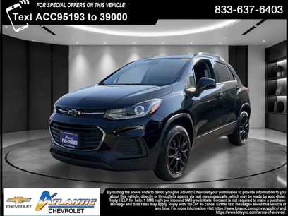 Used 2022 Chevrolet Trax LT w/ Midnight Edition