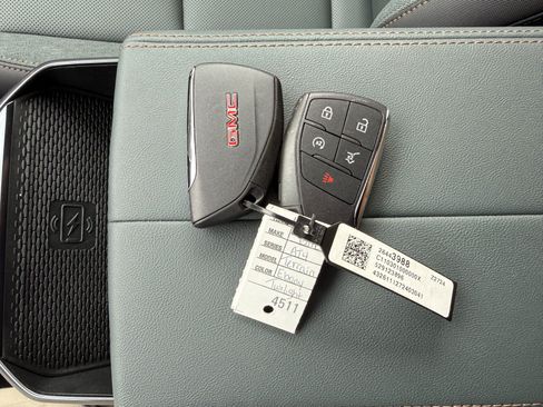New 2027 GMC Terrain AT4 AWD/4WD image 36