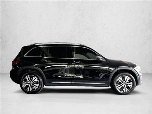 Used 2026 Mercedes-Benz GLB 250 image 5