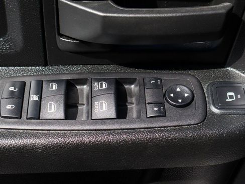 Used 2024 RAM 3500 Tradesman image 15