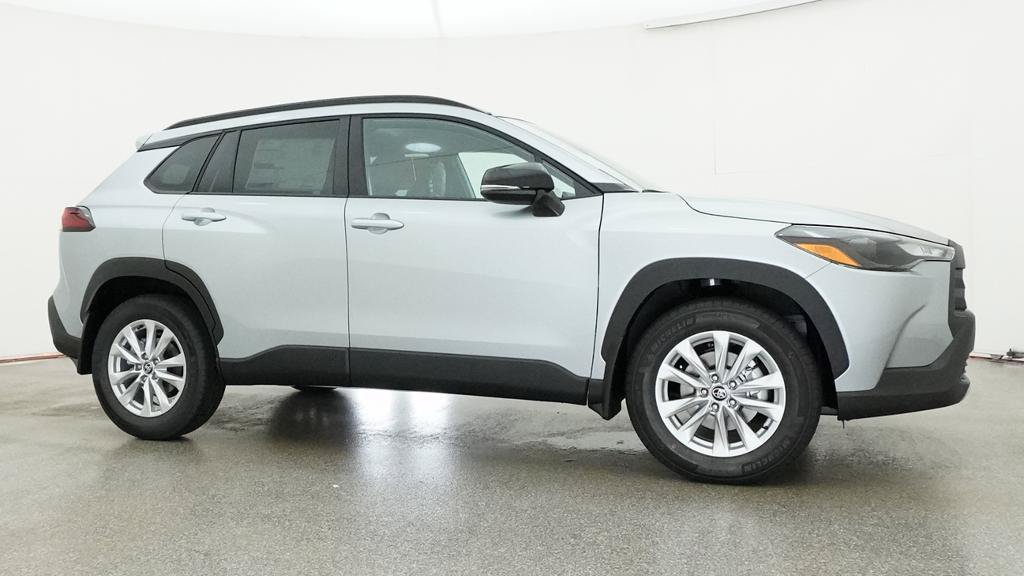 New 2026 Toyota Corolla Cross LE FWD image 31