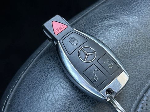 Used 2018 Mercedes-Benz GLS 550 4MATIC image 28