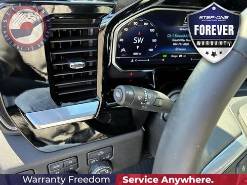 Used 2025 Chevrolet Silverado 1500 LT w/ Z71 Off-Road Package AWD/4WD image 21