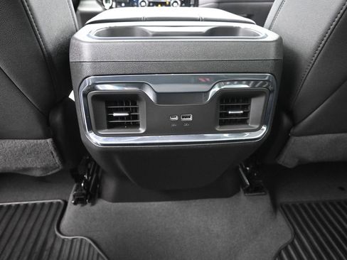 Used 2024 Chevrolet Silverado 1500 LTZ RWD image 19