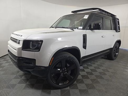 New 2026 Land Rover Defender 110 X-Dynamic SE AWD/4WD image 1
