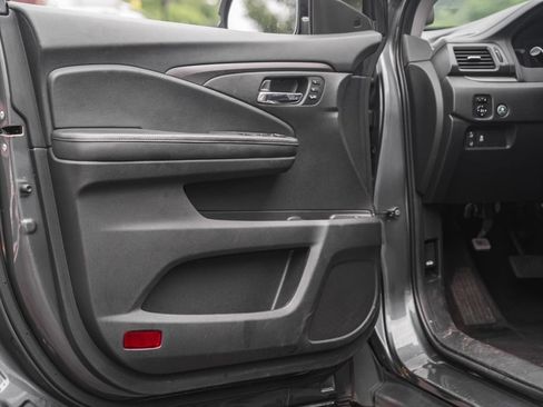 Used 2019 Honda Pilot EX-L image 41