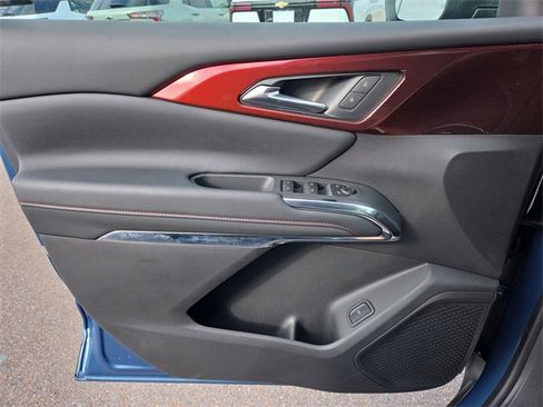 New 2026 Chevrolet Traverse Z71 w/ Driver Confidence Package image 18