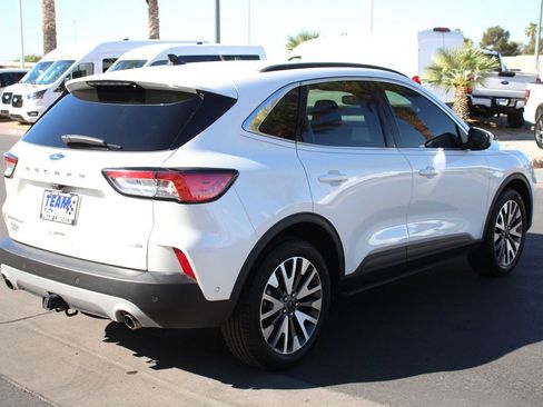Certified 2020 Ford Escape Titanium AWD/4WD image 8