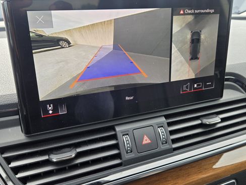 Used 2021 Audi Q5 Premium Plus w/ Premium Plus Package image 20