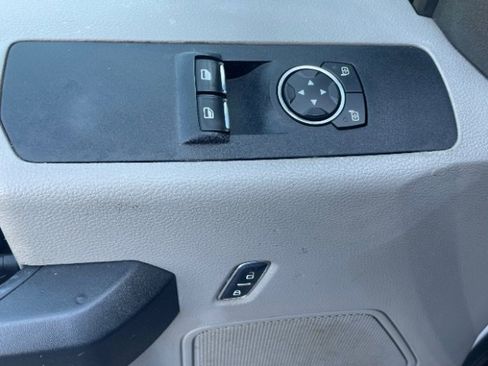 Used 2019 Ford F350 XL w/ Power Equipment Group image 8