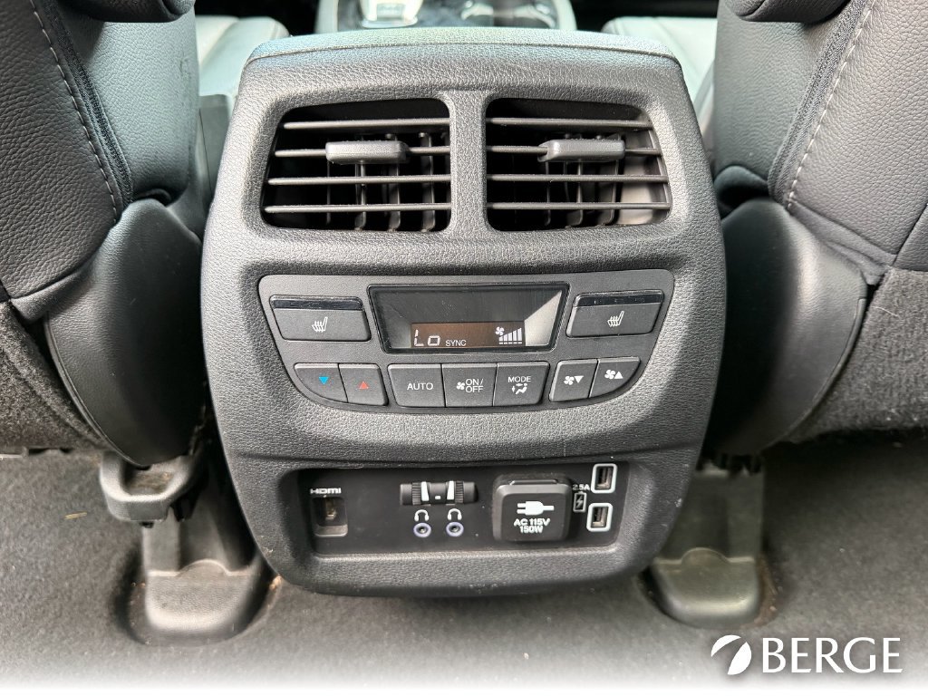 Used 2022 Honda Pilot Touring image 21