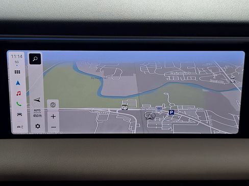 Certified 2025 Porsche Macan 4S Electric AWD/4WD image 14