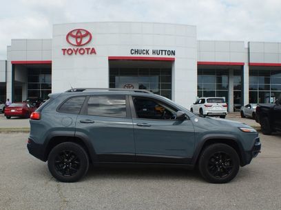 Used 2015 Jeep Cherokee Trailhawk w/ Comfort/Convenience Group