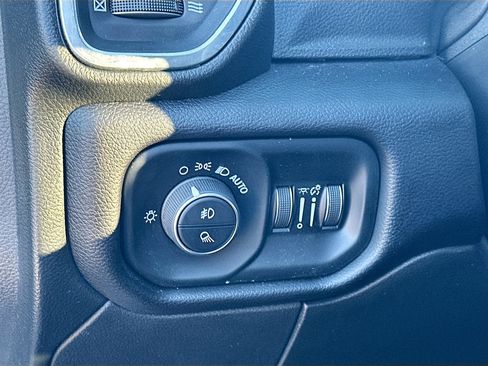 Used 2024 RAM 2500 Laramie image 17