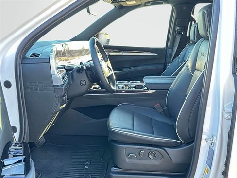 New 2025 Cadillac Escalade Premium Luxury w/ Touring Package image 10