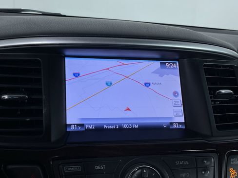 Used 2013 Nissan Pathfinder Platinum w/ Platinum Premium Pkg image 19