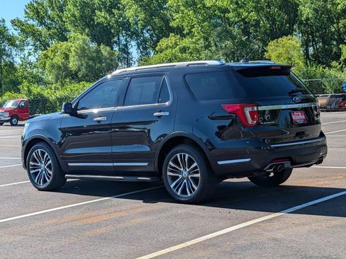Used 2019 Ford Explorer Platinum AWD/4WD image 7