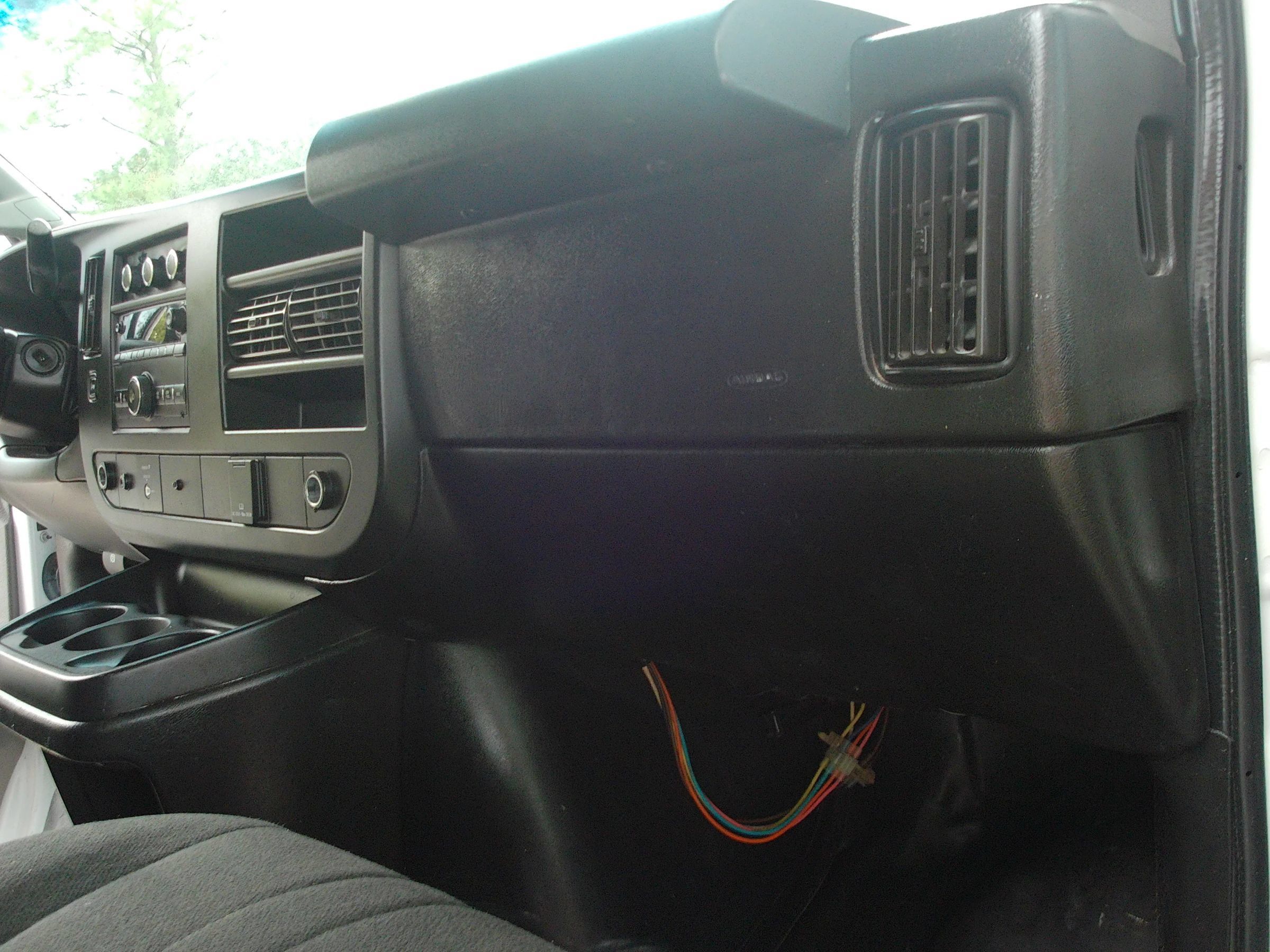 Used 2020 GMC Savana 2500 w/ Driver Convenience Package RWD image 37