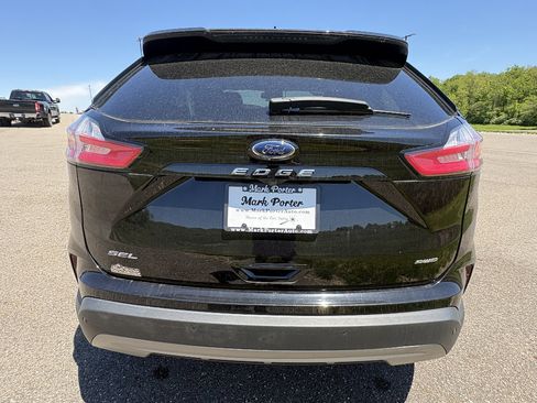 Used 2023 Ford Edge SEL AWD/4WD image 4
