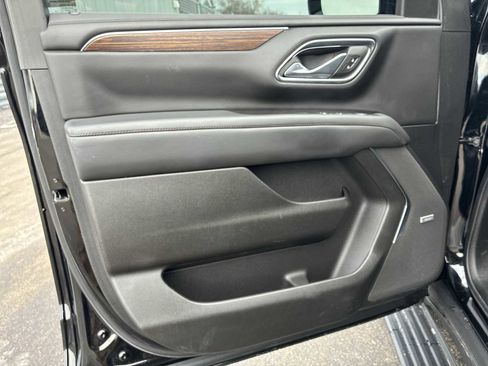 Certified 2024 Chevrolet Suburban High Country image 24
