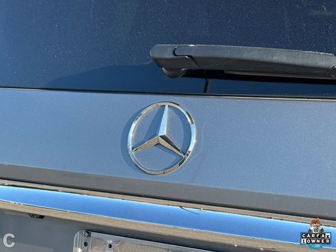 Used 2011 Mercedes-Benz GL 450 4MATIC image 11