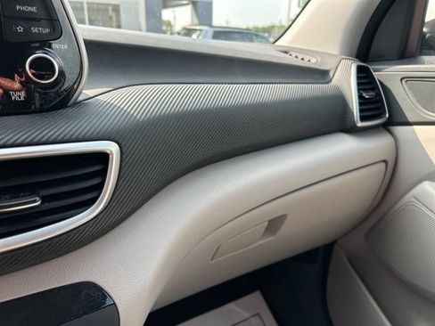 Used 2019 Hyundai Tucson SE AWD/4WD image 34