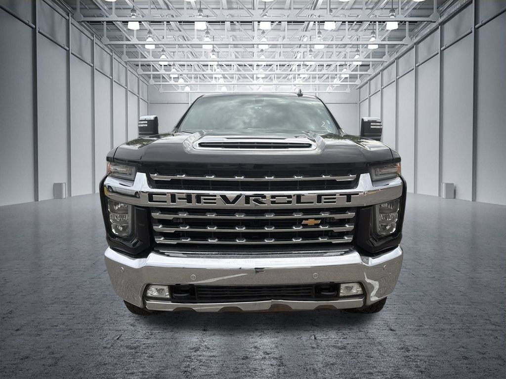Used 2020 Chevrolet Silverado 2500 LTZ w/ LTZ Convenience Package AWD/4WD image 2