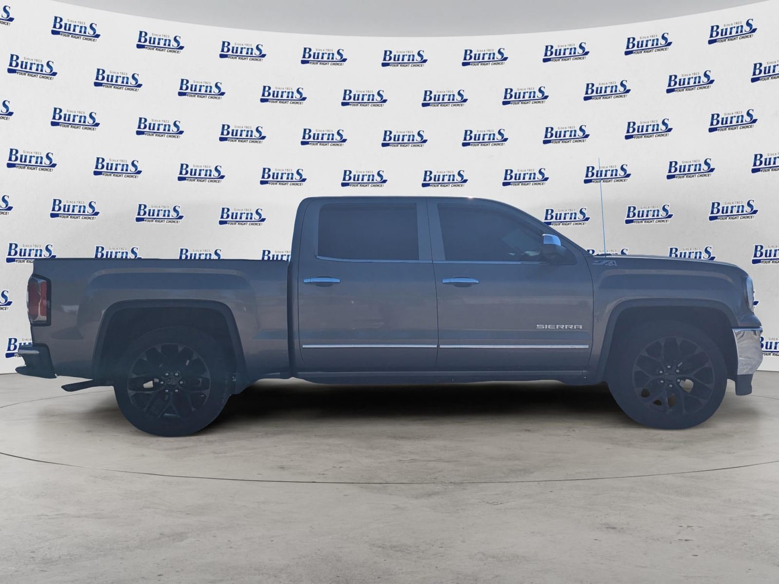 Used 2017 GMC Sierra 1500 SLT AWD/4WD image 2