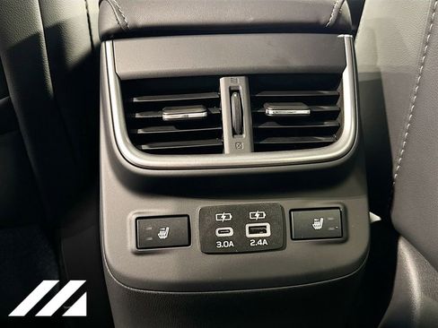 Certified 2025 Subaru Outback Limited image 27