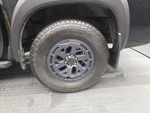 Used 2025 Nissan Frontier Pro-X w/ Pro Convenience Package image 16