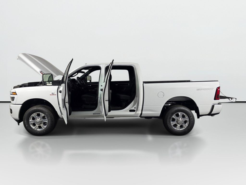 New 2026 RAM 2500 Big Horn AWD/4WD image 11