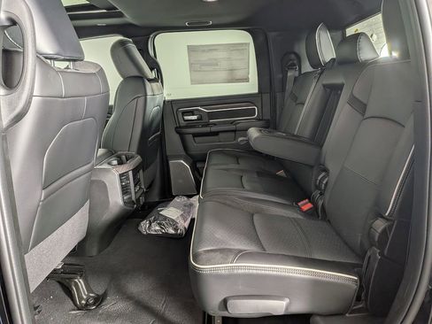 New 2026 RAM 2500 Laramie AWD/4WD image 31